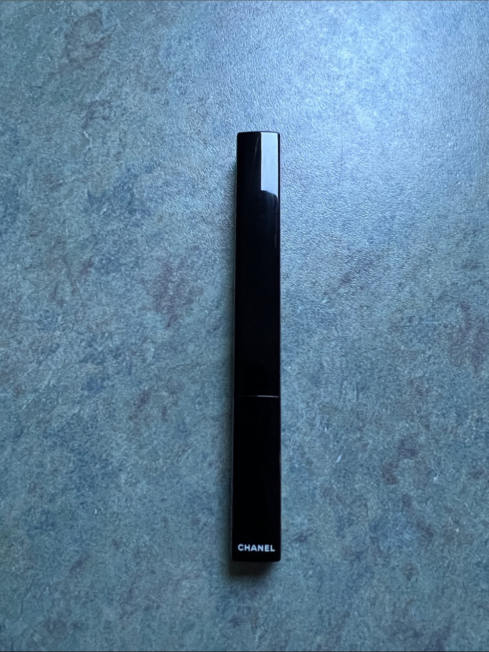 Chanel liquid eyeliner dark purple, no box